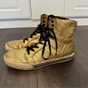 Supra Skytop Musks Gold High-Top Kids Sneakers,fair condition,3.5 size